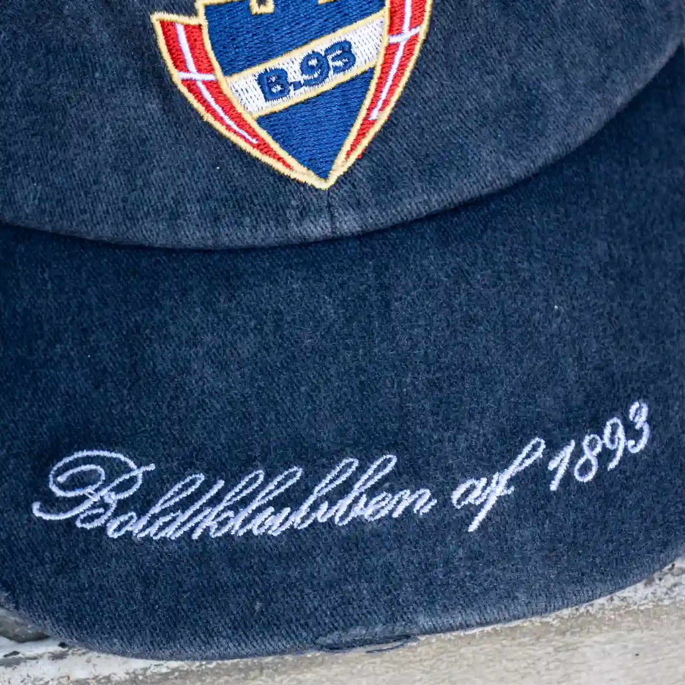 B.93 Cap Faded Navy